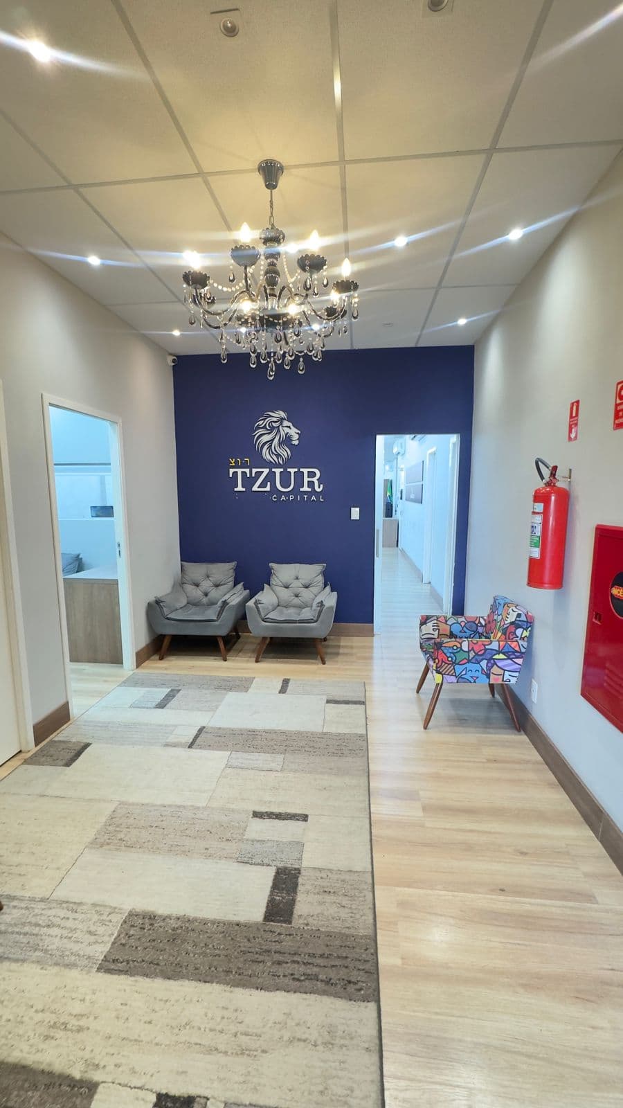 Lobby TZUR Capital